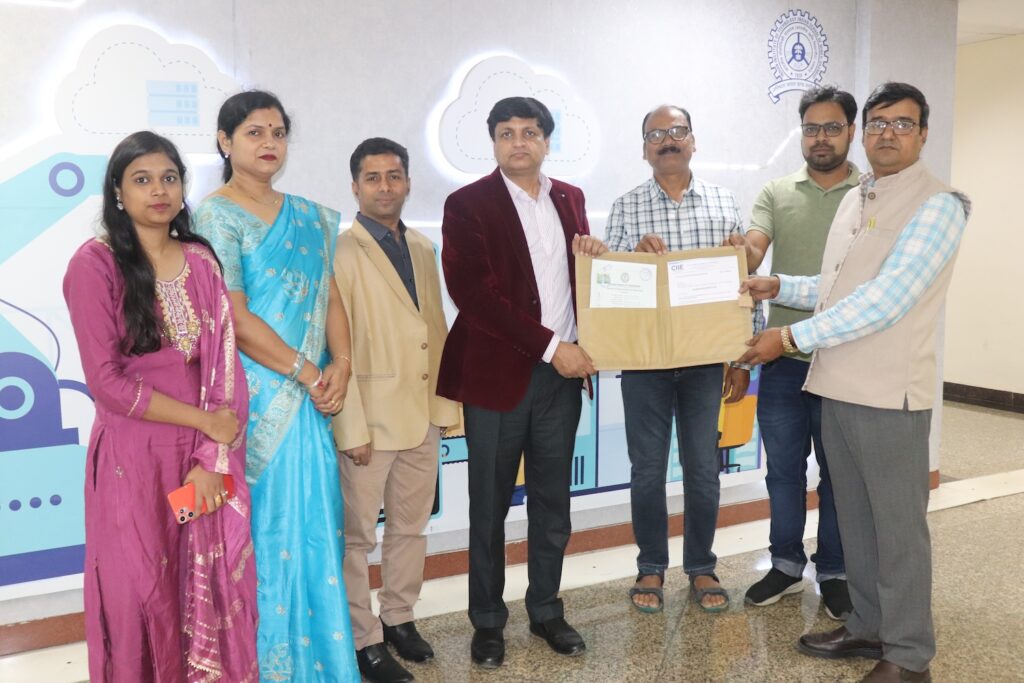Rajeev Singh, Founder and Director of Sansar Green Mission Pvt. Ltd., with the Chairman of CIIE and professors at IIT (ISM) Dhanbad during discussions on AI, robotics, and real-time soil intelligence solutions for Indian agriculture.