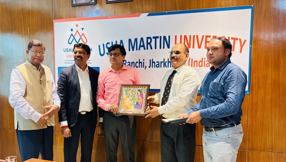 Rajeev Singh of Sansar Green and Harit Sansar with senior members of Usha Martin University in Ranchi, Jharkhand, after being honoured during an interaction on organic farming, sustainable agriculture, soil health and farmer empowerment.